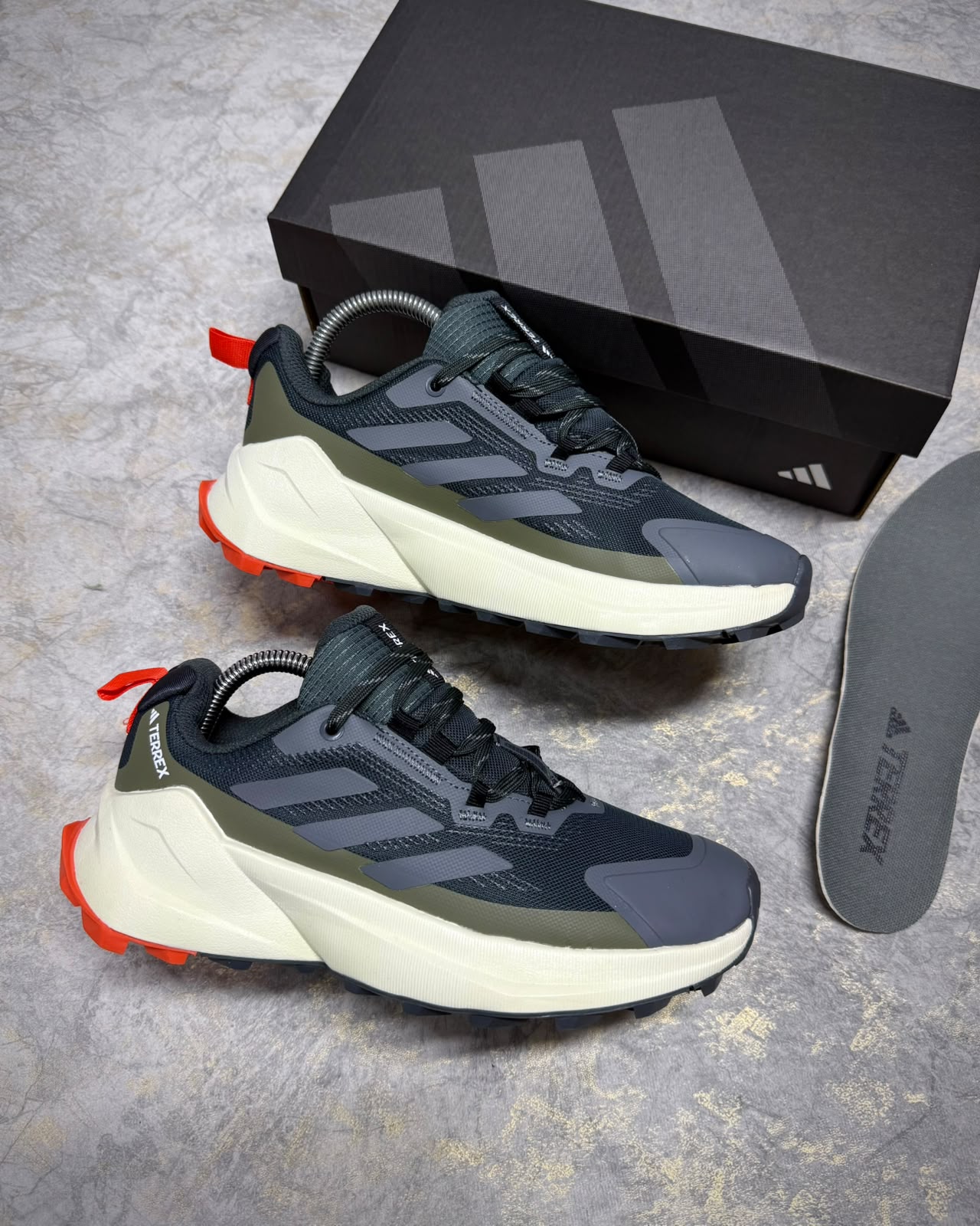 ADIDAS