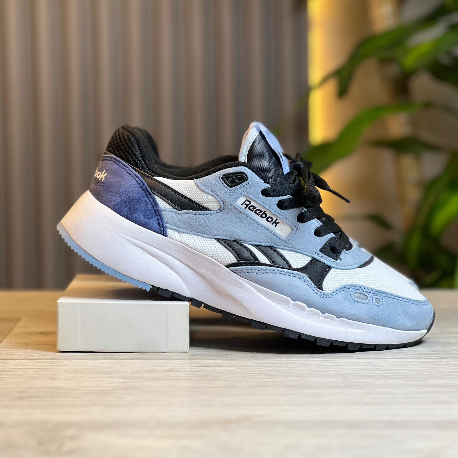 REEBOK