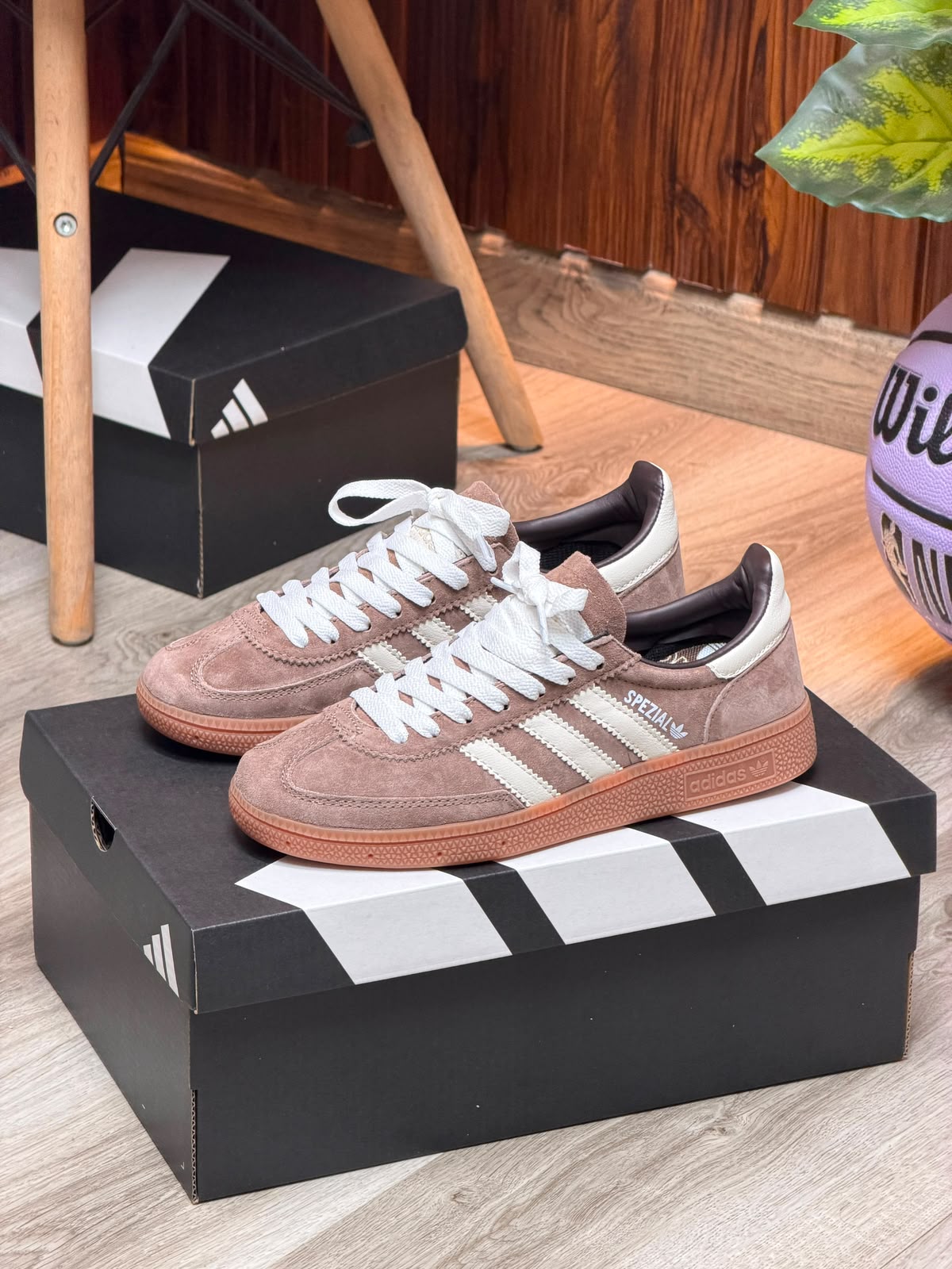 ADIDAS